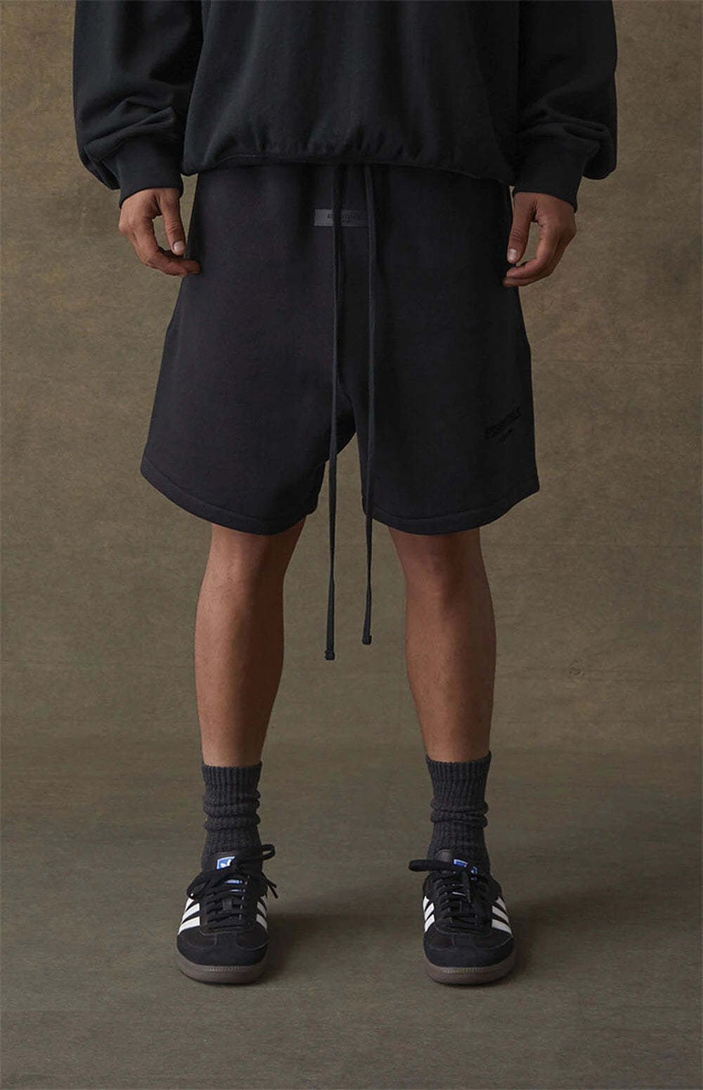 Fear Of God Essentials Strech Limo Short "Black"