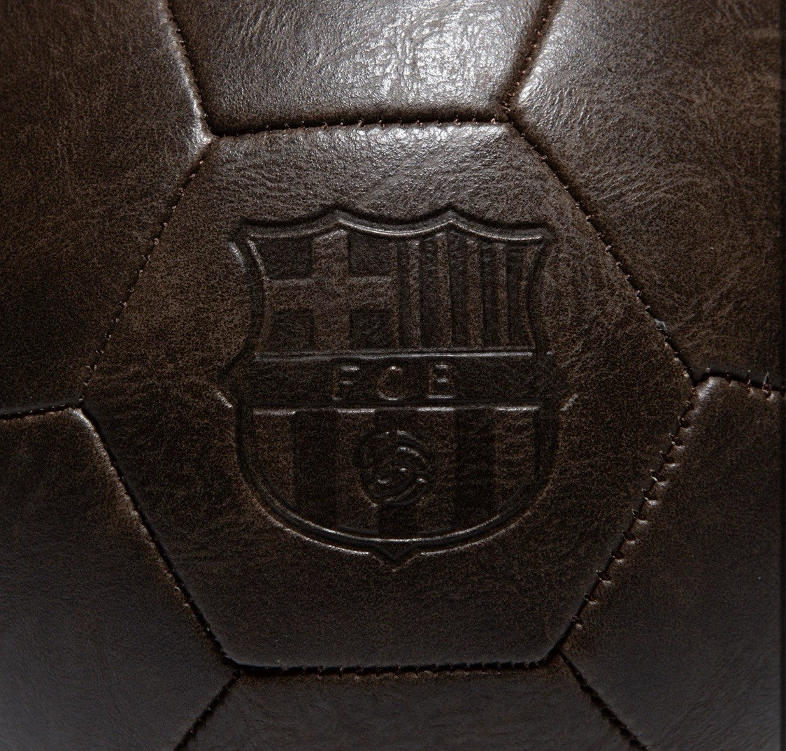 CJ X FCB RETRO FOOTBALL