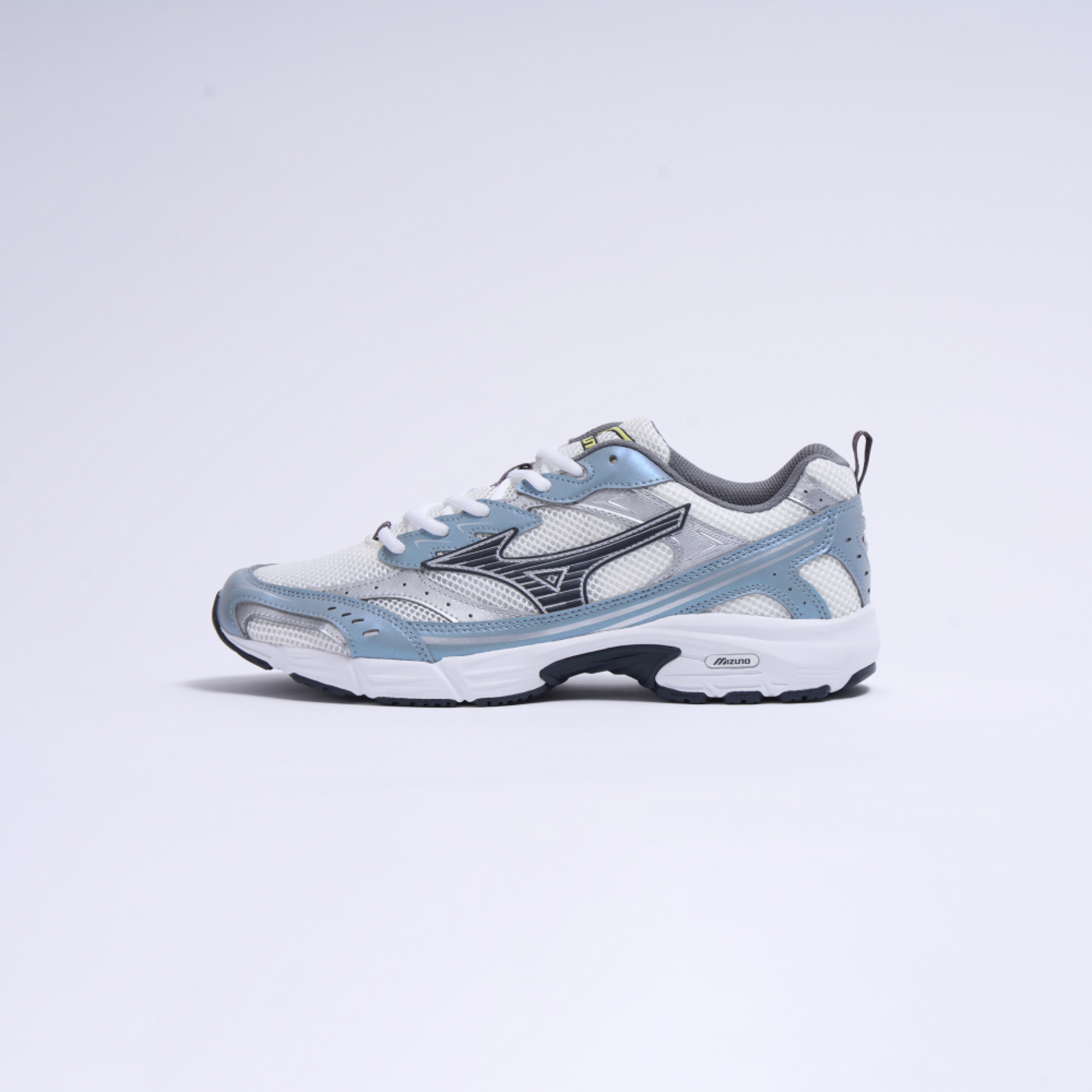 Mizuno MXR ''snow white/salute/slate''